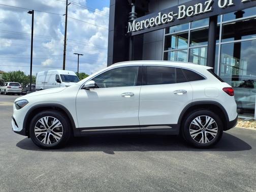 2025 Mercedes-Benz GLA 250 Base 4MATIC