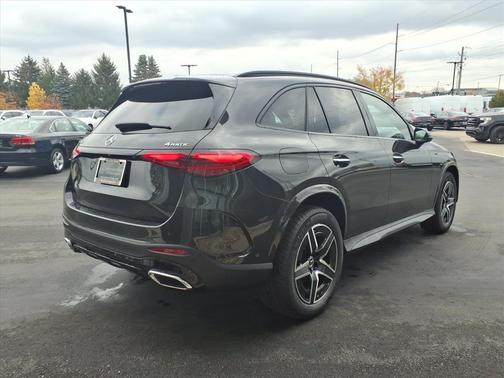 2026 Mercedes-Benz GLC 300 Base 4MATIC