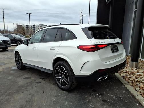 Polar White 2026 Mercedes-Benz GLC 300 Base 4MATIC