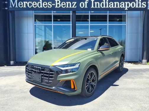 Florett Silver Metallic 2021 Audi Q8 55 Premium Plus