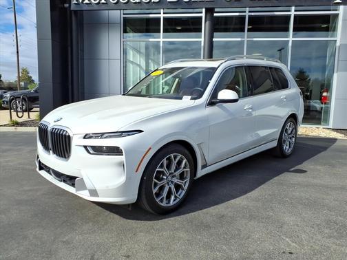 2024 BMW X7 xDrive40i
