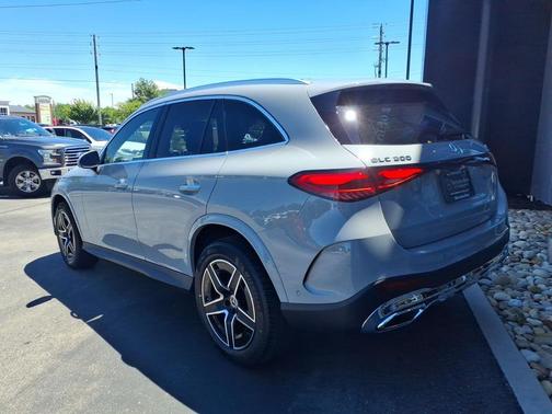 Alpine Gray 2026 Mercedes-Benz GLC 300 Base 4MATIC