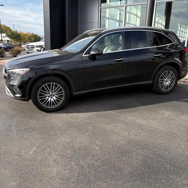 2025 Mercedes-Benz GLC 300 Base 4MATIC