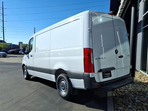 Arctic White 2026 Mercedes-Benz Sprinter 2500 Standard Roof