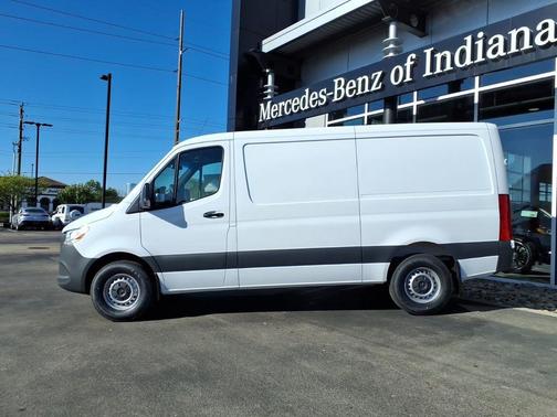 Arctic White 2026 Mercedes-Benz Sprinter 2500 Standard Roof