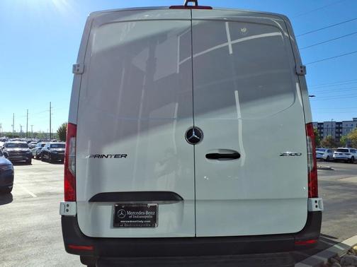 Arctic White 2026 Mercedes-Benz Sprinter 2500 Standard Roof