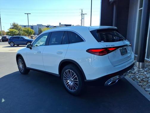 2026 Mercedes-Benz GLC 300 Base 4MATIC