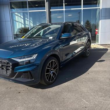 2022 Audi Q8 55 Prestige