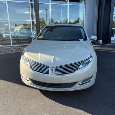 2015 Lincoln MKZ Hybrid Base