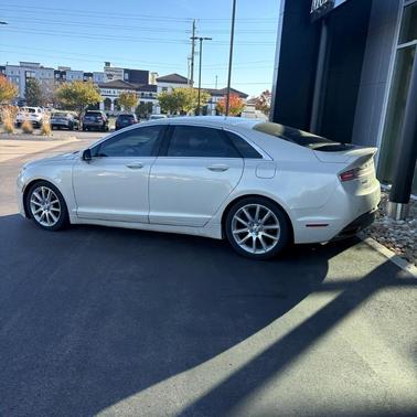 2015 Lincoln MKZ Hybrid Base