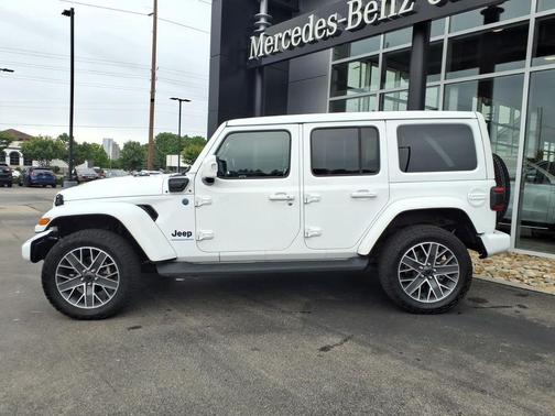 Bright White Clearcoat 2024 Jeep Wrangler 4xe High Altitude