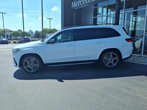 2026 Mercedes-Benz GLS 450 