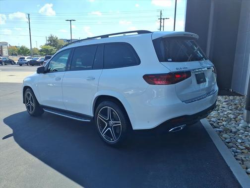2026 Mercedes-Benz GLS 450 