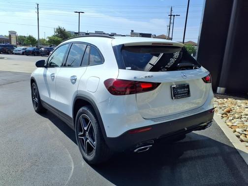 2026 Mercedes-Benz GLA 250 Base 4MATIC