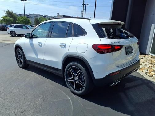 2026 Mercedes-Benz GLA 250 Base 4MATIC
