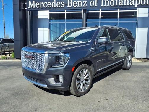 Hunter Green 2022 GMC Yukon XL Denali