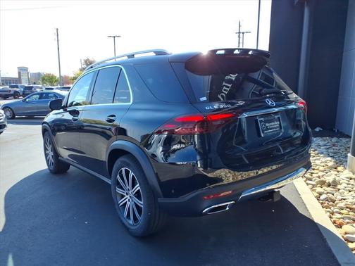 Obsidian Black Metallic 2026 Mercedes-Benz GLE 350 Base 4MATIC