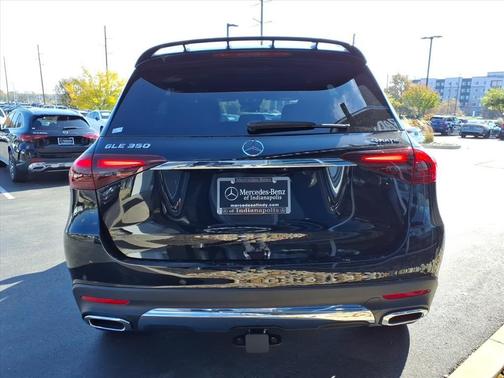 Obsidian Black Metallic 2026 Mercedes-Benz GLE 350 Base 4MATIC