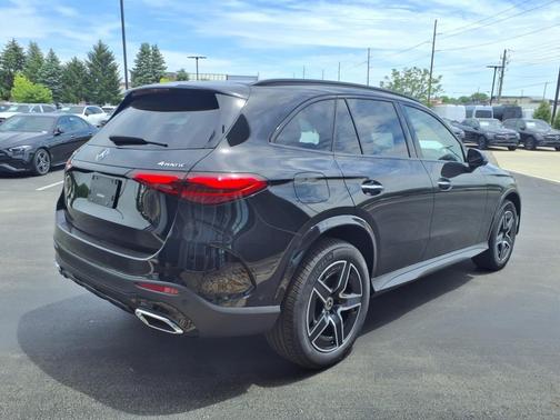 2025 Mercedes-Benz GLC 300 Base 4MATIC