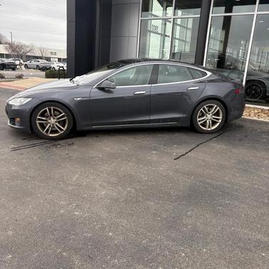 2016 Tesla Model S 