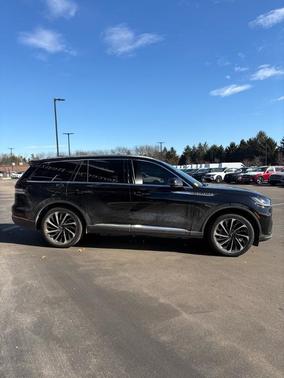 2025 Lincoln Aviator Reserve AWD