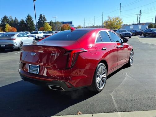 2023 Cadillac CT4 Premium Luxury