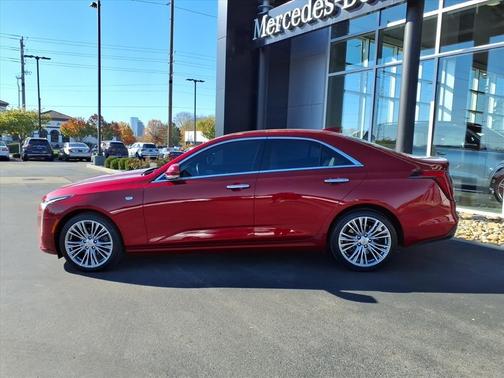 2023 Cadillac CT4 Premium Luxury