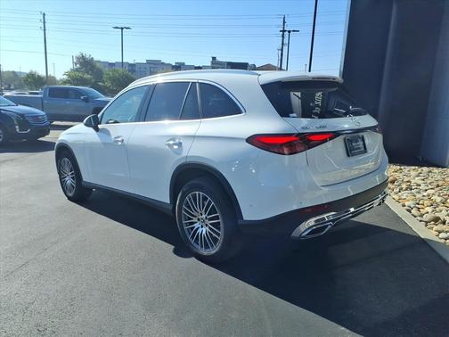 2026 Mercedes-Benz GLC 300 Base 4MATIC