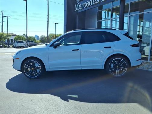 2021 Porsche Cayenne Turbo