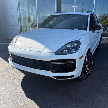 2021 Porsche Cayenne Turbo
