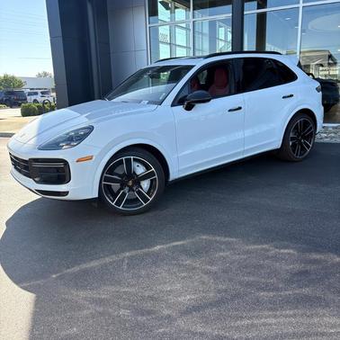 2021 Porsche Cayenne Turbo