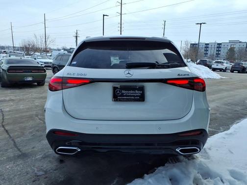 Polar White 2026 Mercedes-Benz GLC 300 Base 4MATIC