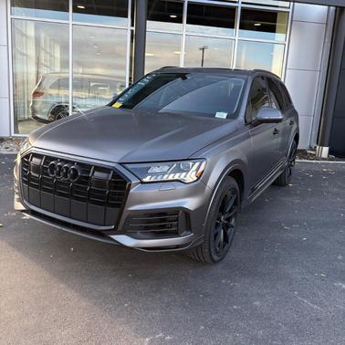 2023 Audi Q7 55 Premium Plus
