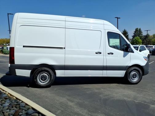 2025 Mercedes-Benz Sprinter 2500 Standard Roof