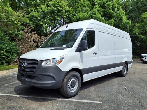 2025 Mercedes-Benz Sprinter 2500 High Roof