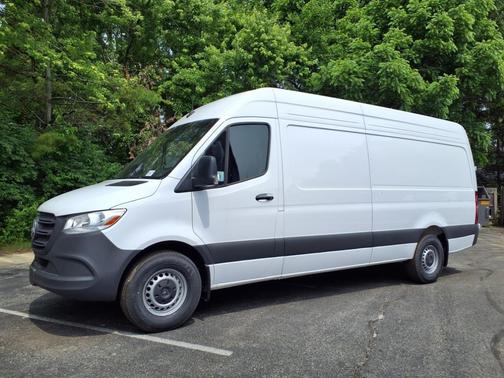 2025 Mercedes-Benz Sprinter 2500 High Roof