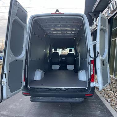 2025 Mercedes-Benz Sprinter 2500 High Roof