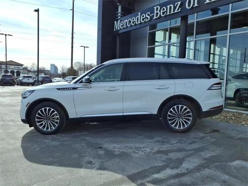 2023 Lincoln Aviator Standard AWD
