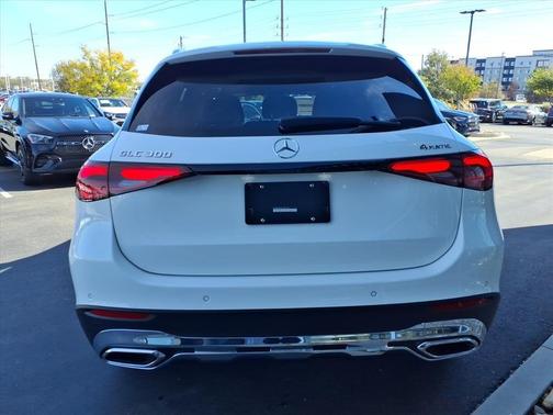 Polar White 2026 Mercedes-Benz GLC 300 Base 4MATIC