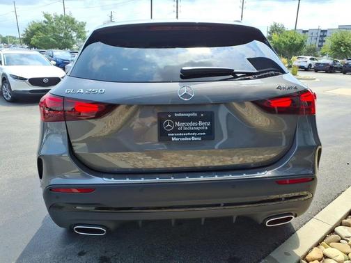 Mountain Gray Metallic 2026 Mercedes-Benz GLA 250 Base 4MATIC
