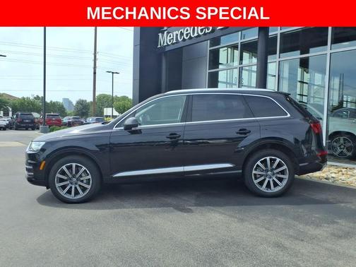 Orca Black Metallic 2019 Audi Q7 55 Prestige