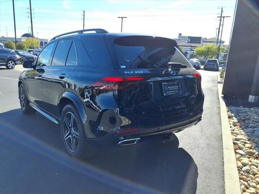 Obsidian Black Metallic 2026 Mercedes-Benz GLE 350 Base 4MATIC