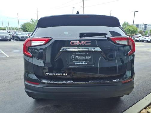 Ebony Twilight Metallic 2022 GMC Terrain SLE