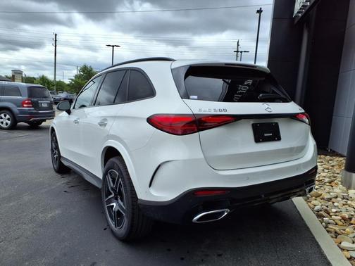 2025 Mercedes-Benz GLC 300 Base 4MATIC