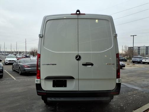 Arctic White 2026 Mercedes-Benz Sprinter 2500 Standard Roof