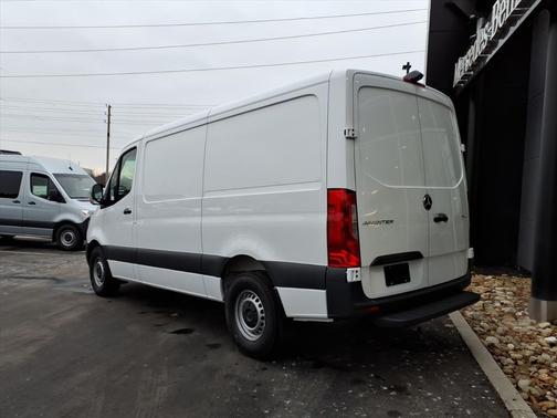 Arctic White 2026 Mercedes-Benz Sprinter 2500 Standard Roof