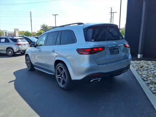 Cirrus Silver Metallic 2026 Mercedes-Benz GLS 450 4MATIC