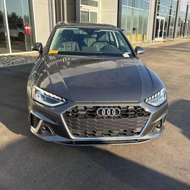 Daytona Gray Pearl Effect 2020 Audi A4 40 Premium Plus