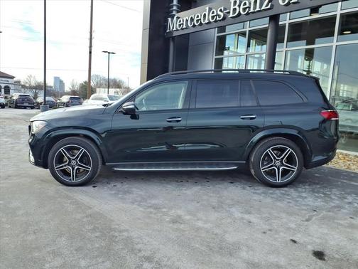 2023 Mercedes-Benz GLS 450 4MATIC