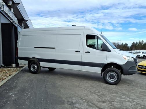 2026 Mercedes-Benz Sprinter 2500 High Roof